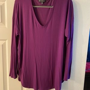 I.N.C. Women’s Purple V-Neck T-Shirt